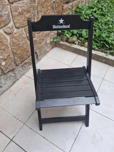 Cadeira de madeira