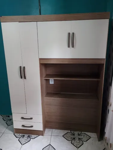 Guarda-roupa de solteiro