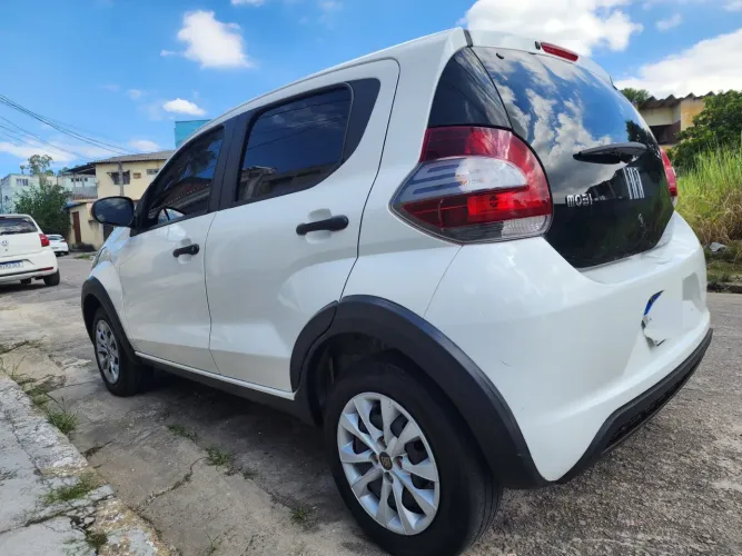 Fiat Mobi Like 1.0 Fire Flex 5P. 2024