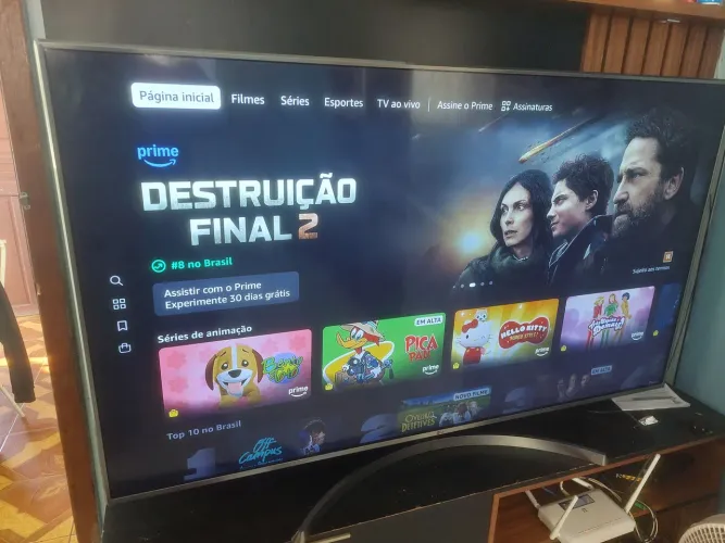 TV LG 65 4K SMART ULTRAHD HDR WI-FI IMPECÁVEL FUNCIONANDO CERTINHO SEM DETALHES