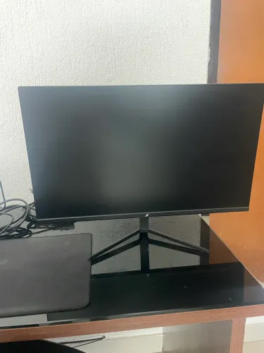 Monitor gamer 165Hz 24 pol COM DEFEITO