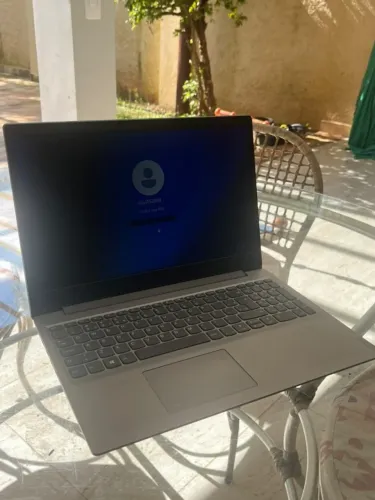 Lenovo IdeaPad S145.