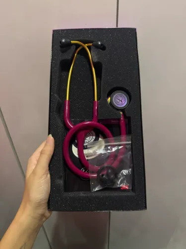 Estetoscópios Littmann Classic III