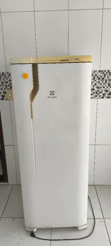 Geladeira Electrolux frost free temperatura eletrônica