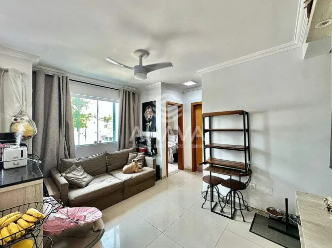 Cobertura com 2 Quartos 70m², 1 Vaga, Bairro Copacabana, próximo a Avenida Central