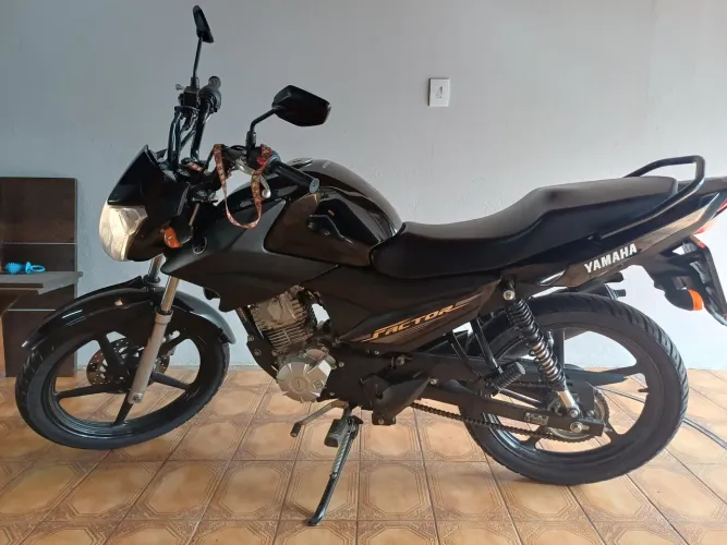 Moto Factor Nova