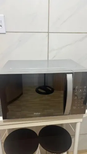 Microondas nunca usado - 25L / 220V