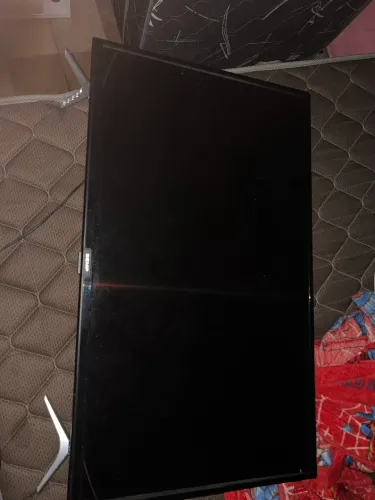 Tv Semp/ com risco na tela