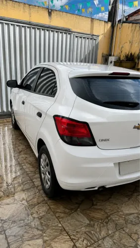 Chevrolet Onix JOY Hatch 1.0 8V Flex Mec. 4P 2019