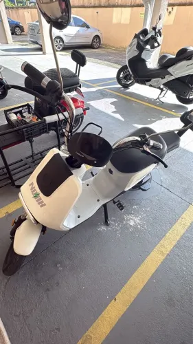 Moto elétrica 