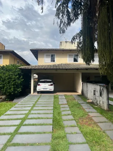 Alugo casa no condomínio alto da boa vista TAXA DE CONDOMÍNIO GRÁTIS