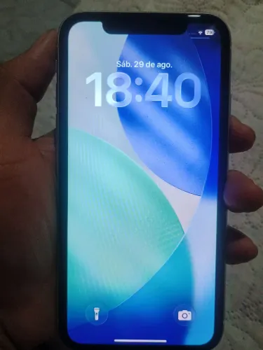 iPhone 11 128 GB preto