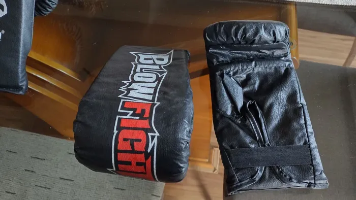 Par de luvas de muay thai