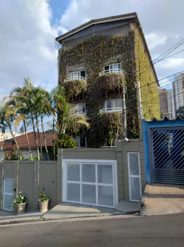 Casa para venda em Vila Morse com 9 quartos, sendo 3 suítes, 643m²