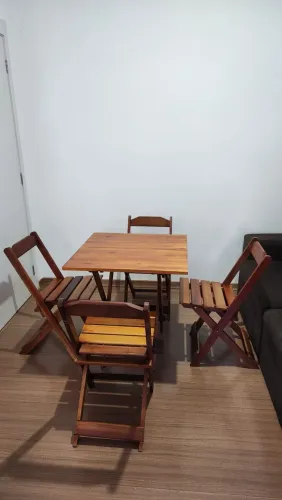 MESA DOBRAVEL E 4 CADEIRAS