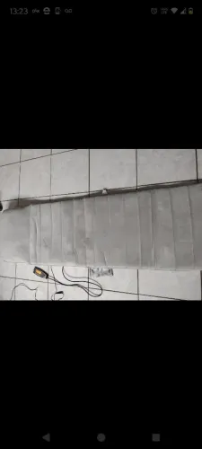 Conchonete massageador elétrico com controle remoto , esquenta a região da costa .