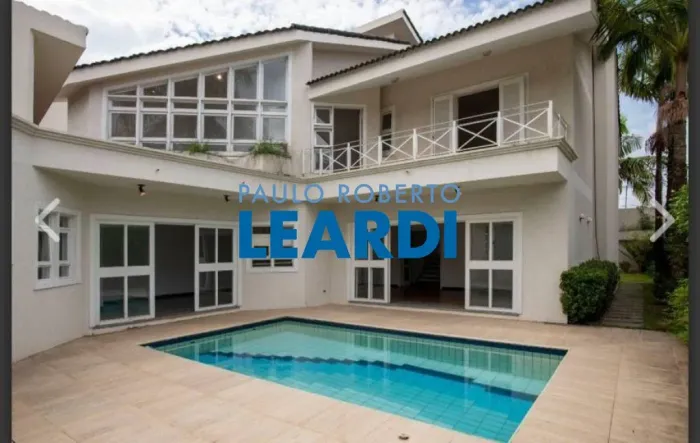 CASA EM CONDOMÍNIO - ALPHAVILLE - SP