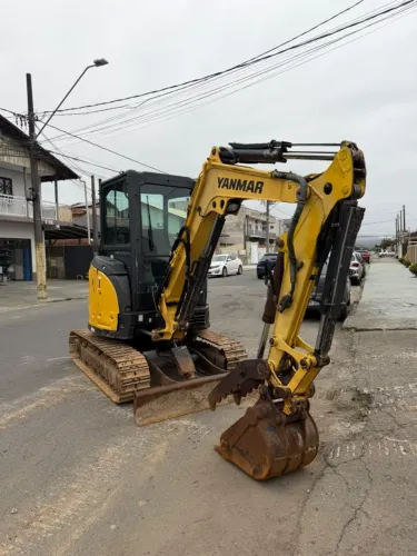 Mini escavadeira Yanmar VIO30