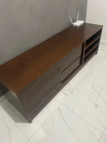 Sofá cama e rack