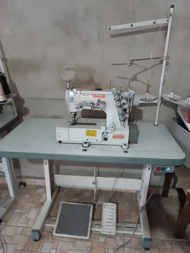 Máquina galoneira yamata semi nova