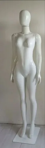 Manequim feminino 
