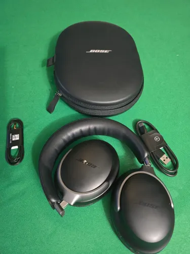 Headset Bose QuietComfort Ultra preto