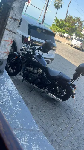  Royal Enfield Super meteor 650
