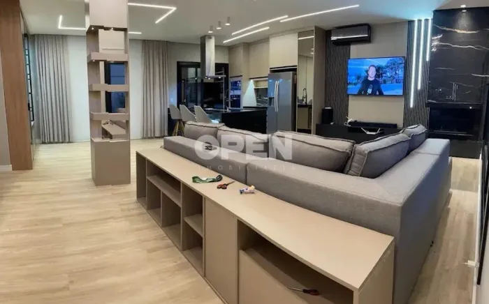 Casa em Condomínio Fechado no Bairro Rio Branco  220m² Privativos