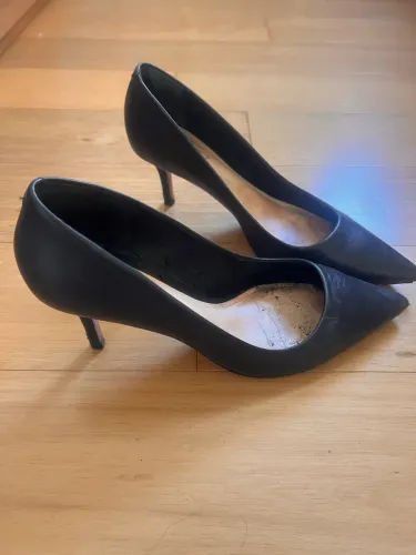 Scarpin Schutz