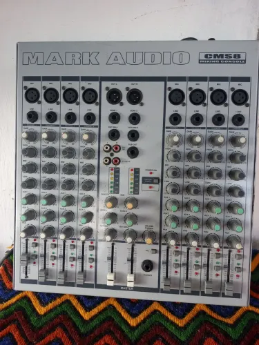 Mesa de som mark audio