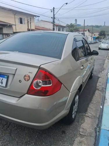 Ford Fiesta Sed. 1.6 8V Flex 4P 2009
