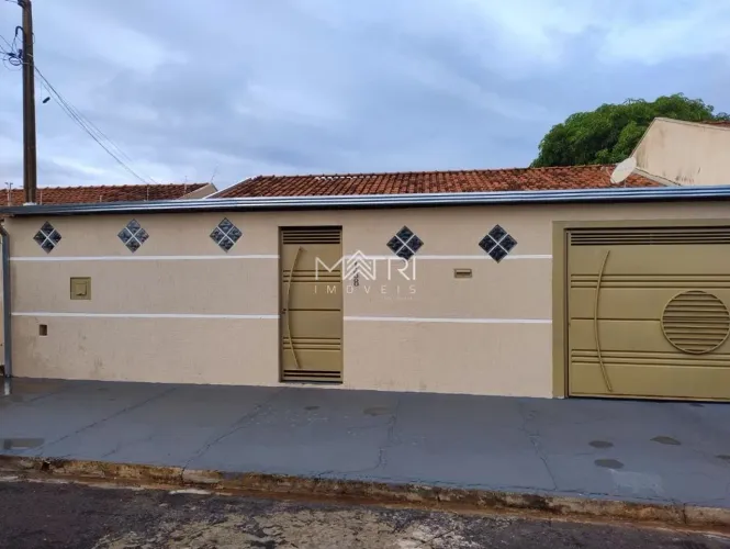 Locação de Casas / Padrão na cidade de Araraquara
