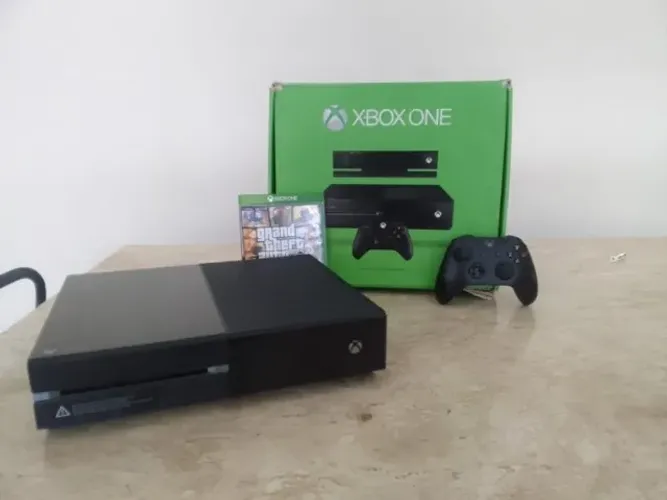 Xbox One Fat 500gb funcionando perfeitamente incluindo GTA 5