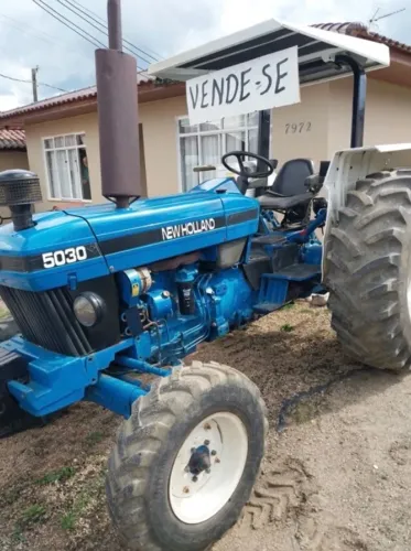Trator New holland