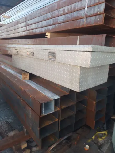 Baú de aluminio para utilitarios