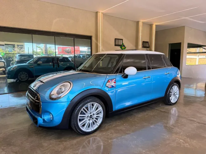 Mini Cooper S 2.0 Turbo 16V 5P Aut. 2015