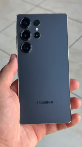 Samsung Galaxy S25 Ultra