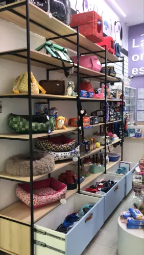 Estante com gavetões