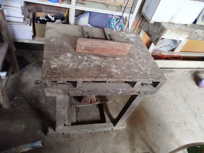 Vendo máquina de serraria com motor Weg
