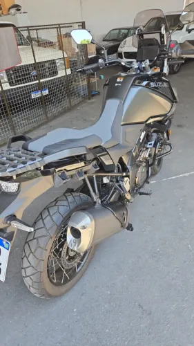 Suzuki V-STROM 1050