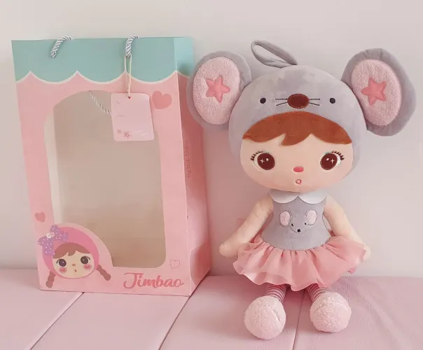 Boneca Metoo em formato de ratinha 33 cm