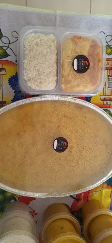 Buffet para festas e bolos de aniversário