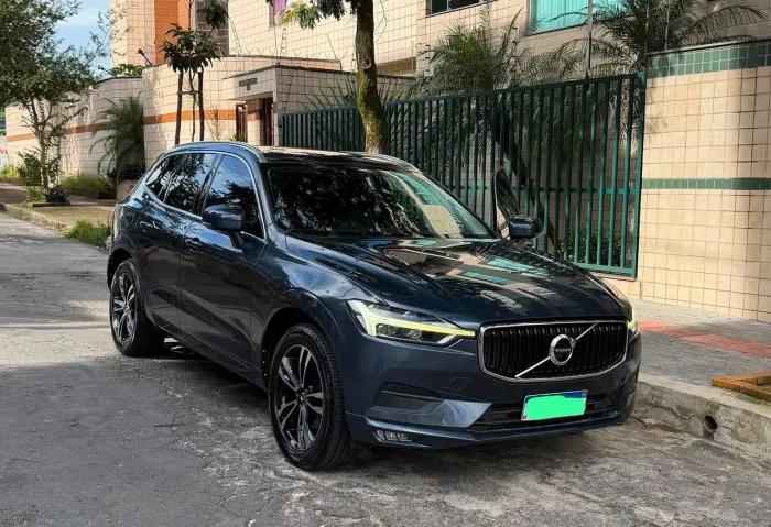 Volvo XC 60 T-5 Momentum 2.0 254cv AWD 5P 2018