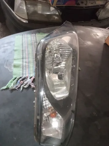 Farol Direito do Hb20