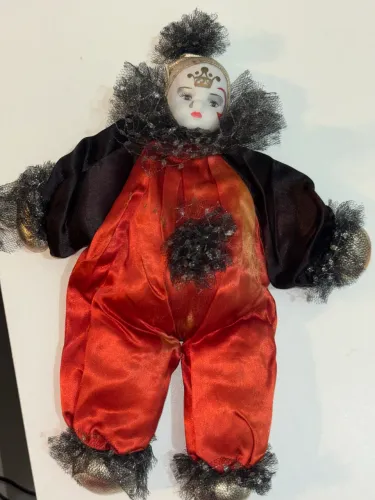 Boneco Pierrot de porcelana vintage para colecionador
