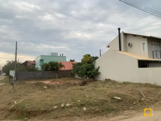 TERRENO RESIDENCIAL - 270m² - NO BAIRRO CAMPECHE - FLORIANÓPOLIS SC