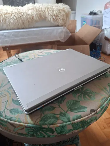 Notebook HP EliteBook 8440p (Windows 10 Pro, Intel Core i5, RAM 8GB, 2,67Hz)Memoria 110GB