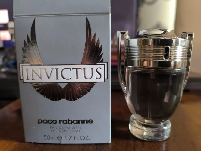 Perfume Invictus Paco Rabanne Eau de Toilette 50ml Original