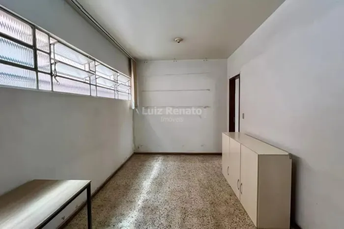 Área privativa à venda no bairro Prado