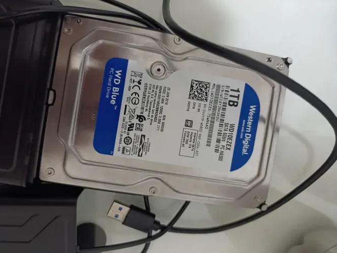 Hd 1tb 3,5 Desketop + case knup